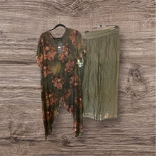 Load image into Gallery viewer, Leticia Satin set