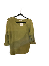 Load image into Gallery viewer, Golden Sweater Buttons
