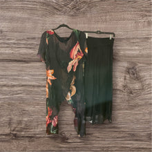 Load image into Gallery viewer, Olga Satin set
