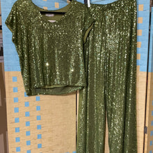 Load image into Gallery viewer, Lupe Sequin Set
