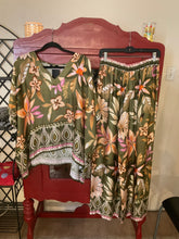 Load image into Gallery viewer, Iliana Pants Set
