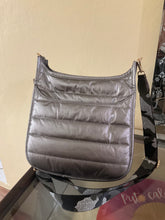 Load image into Gallery viewer, Miranda Large Metallic Bag
