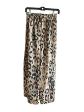Load image into Gallery viewer, Ophira Leopa Pant

