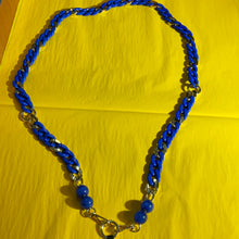 Load image into Gallery viewer, Britney Chain and Case
