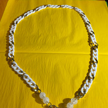 Load image into Gallery viewer, Britney Chain and Case
