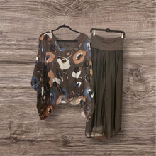 Load image into Gallery viewer, Silvia Satin Set
