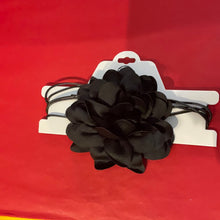 Load image into Gallery viewer, Florence Necklace
