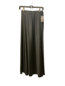 Peep Long Skirt