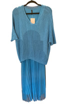 Load image into Gallery viewer, Jersey &amp; Tul Dress

