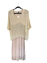 Load image into Gallery viewer, Jersey &amp; Tul Dress

