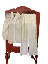 Load image into Gallery viewer, White over White Pants Set
