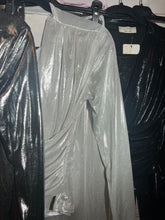 Load image into Gallery viewer, Cher Metallic Set
