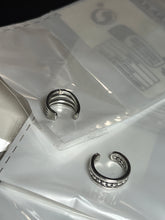 Load image into Gallery viewer, Tiny Varieté Cuff
