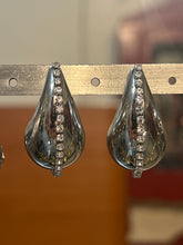 Load image into Gallery viewer, Permata Earrings
