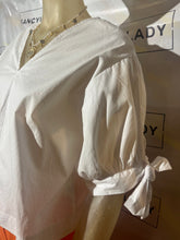 Load image into Gallery viewer, Maria Blouse
