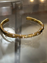 Load image into Gallery viewer, Hawaye Pearl Cuff Bracelet
